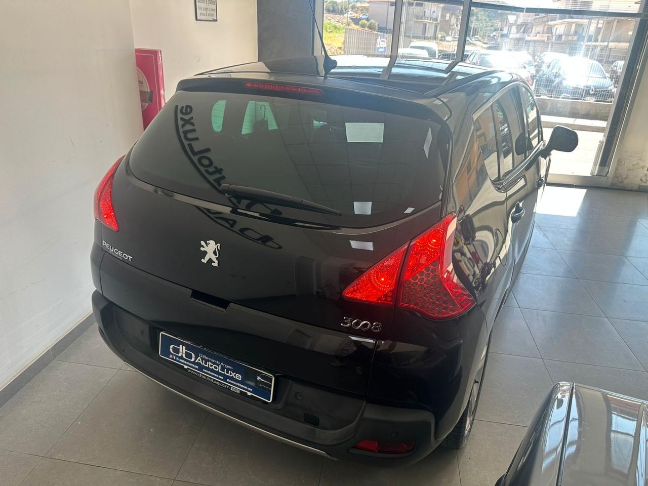 Peugeot 3008 2.0 HDi 150CV Outdoor