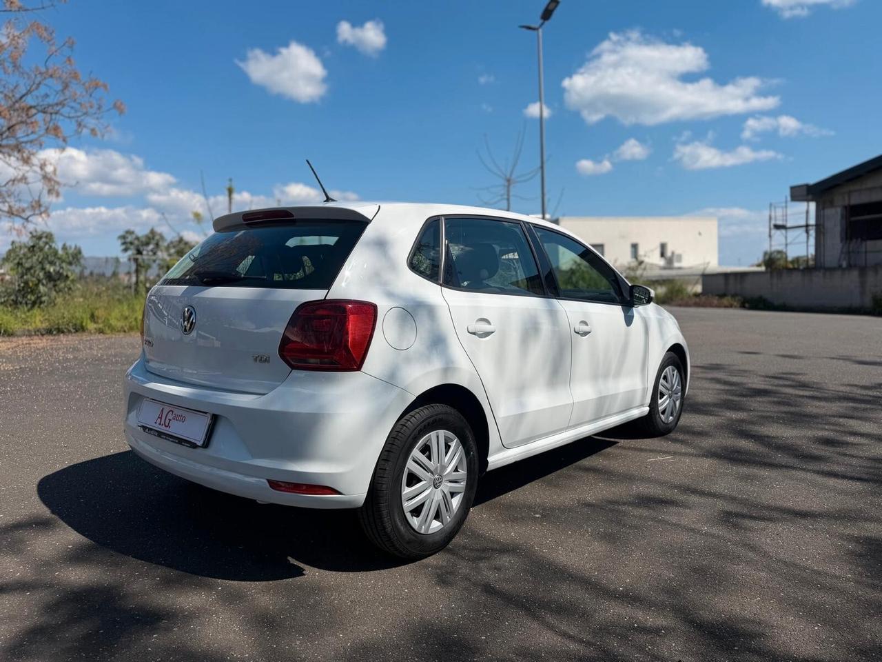 Volkswagen Polo 1.4 TDI 75cv PER NEOPATENTATI