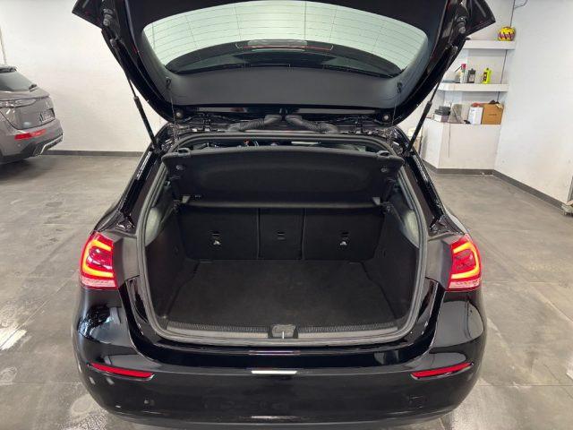 MERCEDES-BENZ A 180 d Executive Full Optional