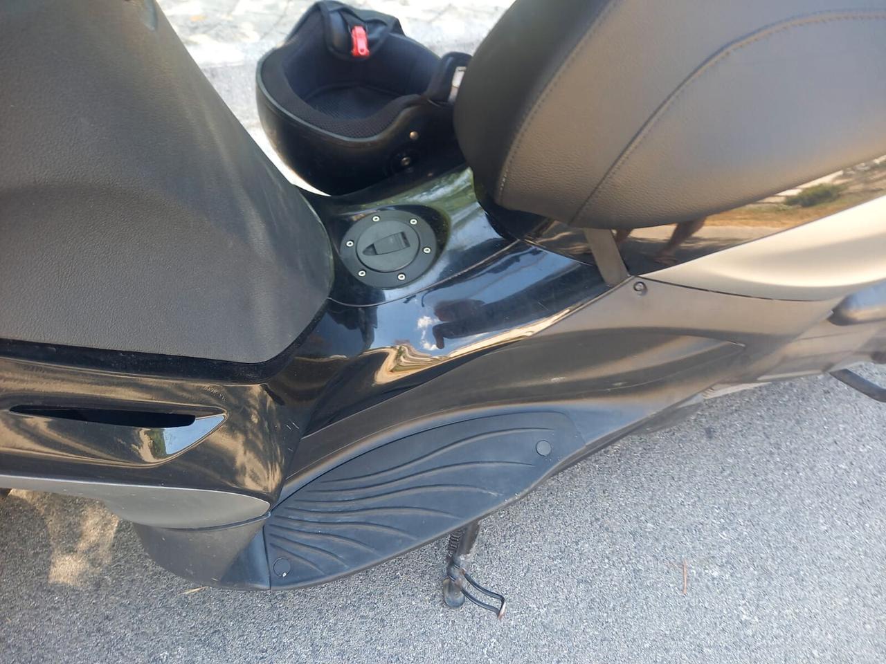 Piaggio Beverly 300 i.e. SPORT TOURER