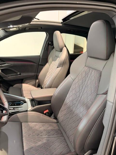Audi Q5 SportBack TDI 150 kW MHEV+ S tronic quattro S-line Identity Black edition