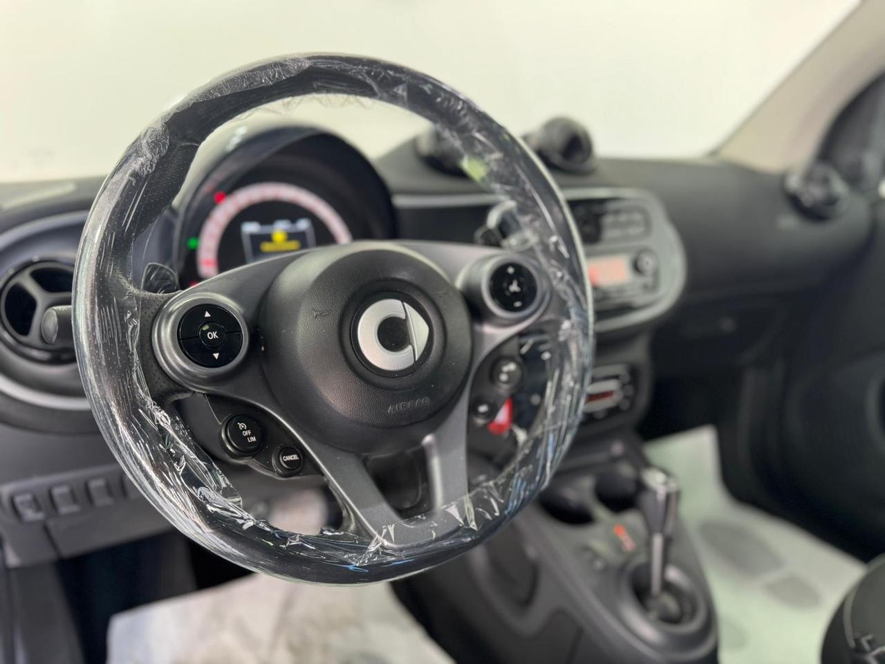 Smart ForTwo 0.9 Turbo twinamic -FULL LED-GARANTITA-2017