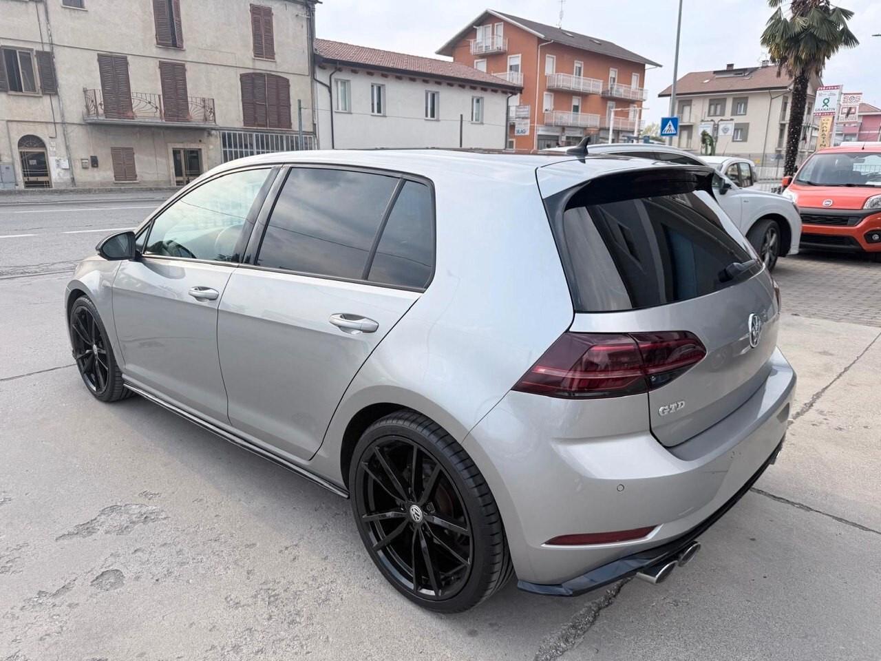 Volkswagen Golf GTD 2.0 TDI 5p. BlueMotion Technology