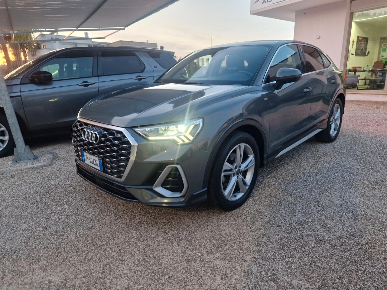 Audi Q3 SPORTBACK TDI quattro S tronic line edition