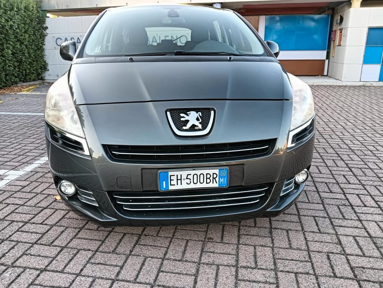 PEUGEOT 5008 1.6 VTI 120CV Family... 7 POSTTI .GPL VALIDO FINE DELL 2031... CELL 320 147 1147 WUATSAPP .CELL 3276540940 WUATSAPP..PREZZO 6200€ TRATABILLE