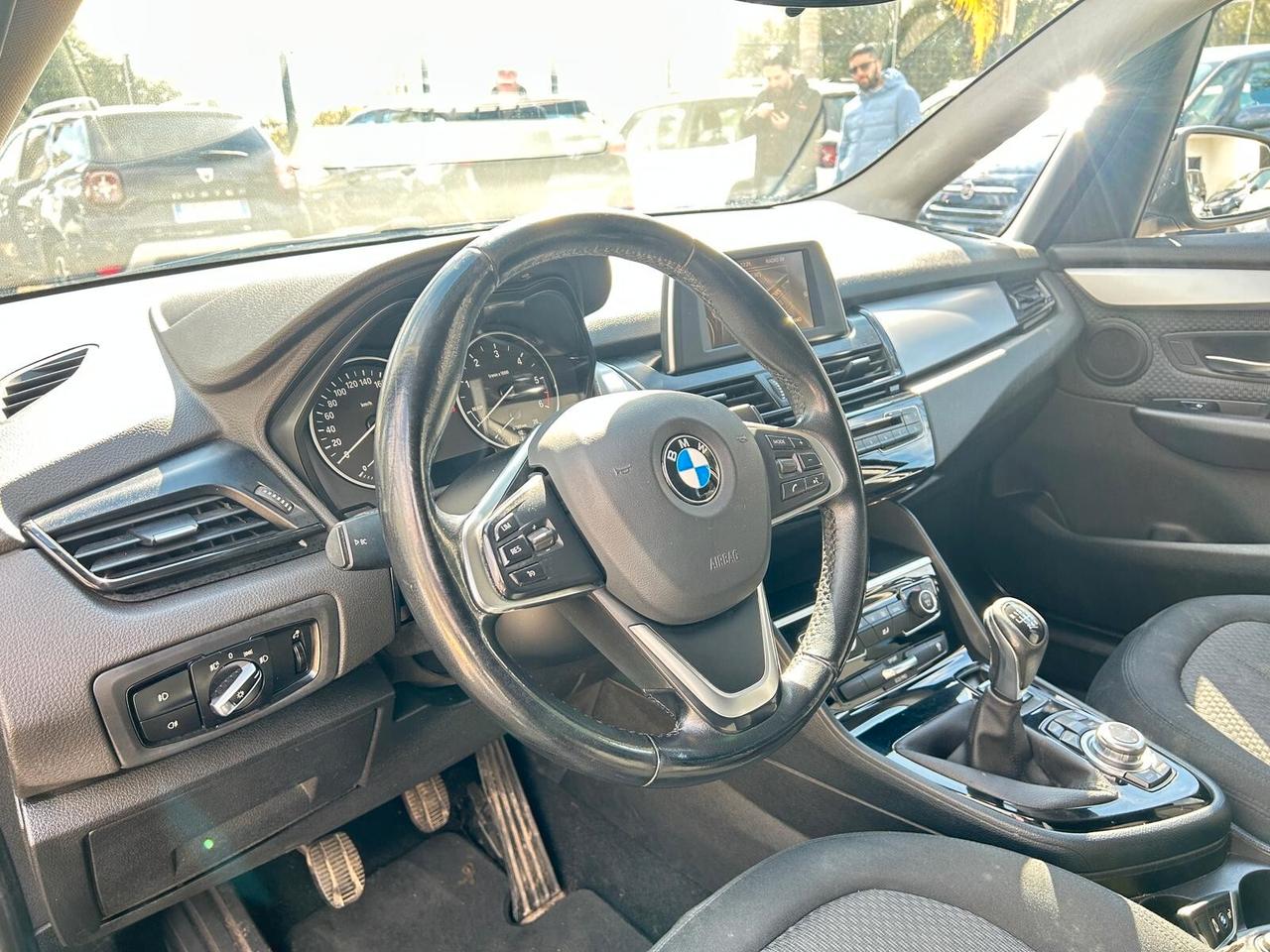 Bmw 2er Active Tourer 218d Luxury