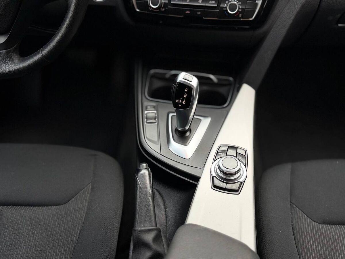 BMW Serie 3 Touring 318d Business Advantage auto BMW SERVICE!