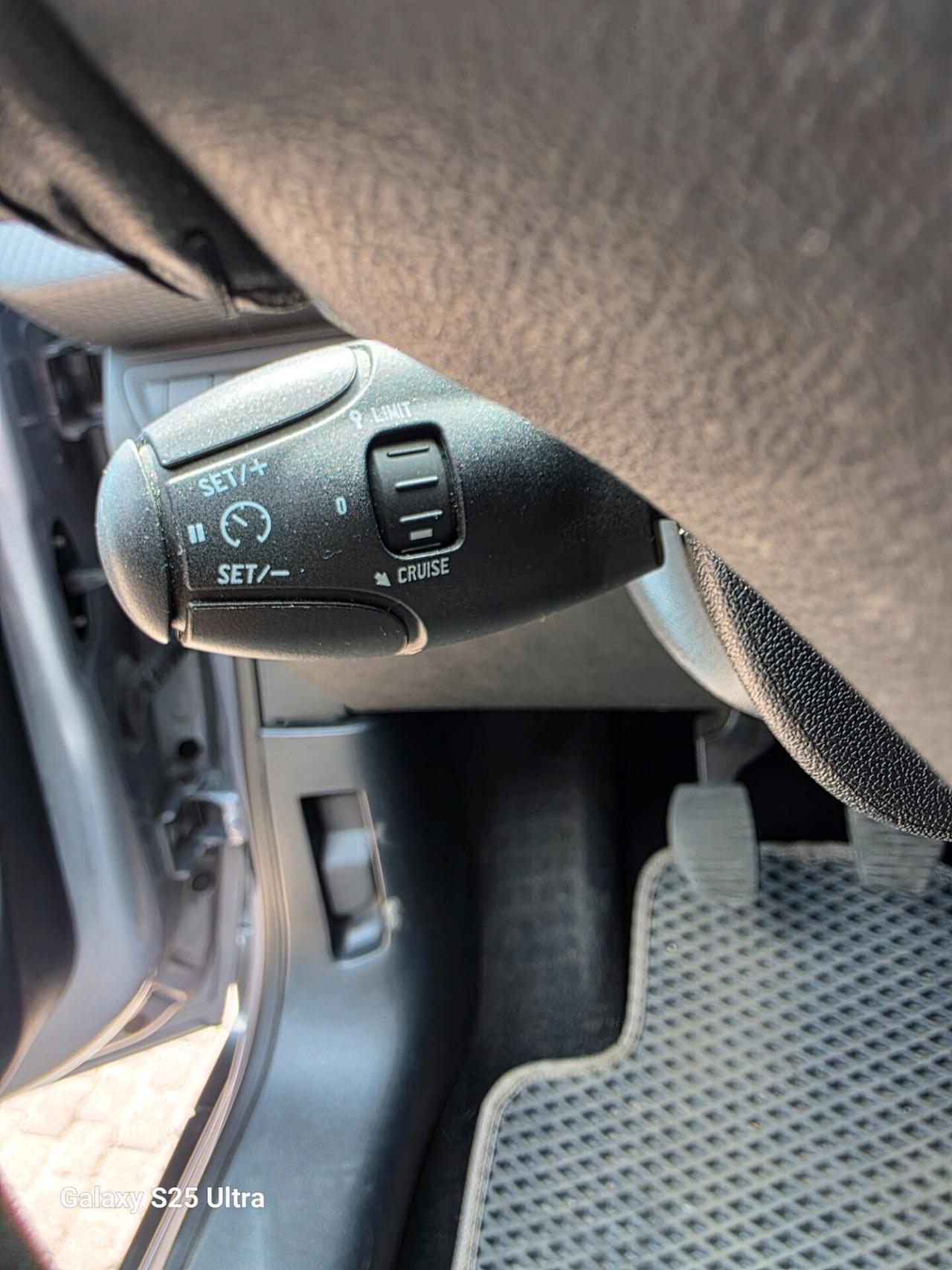peugeot 2008 HDi 100 Allure ritiro usato/scambio
