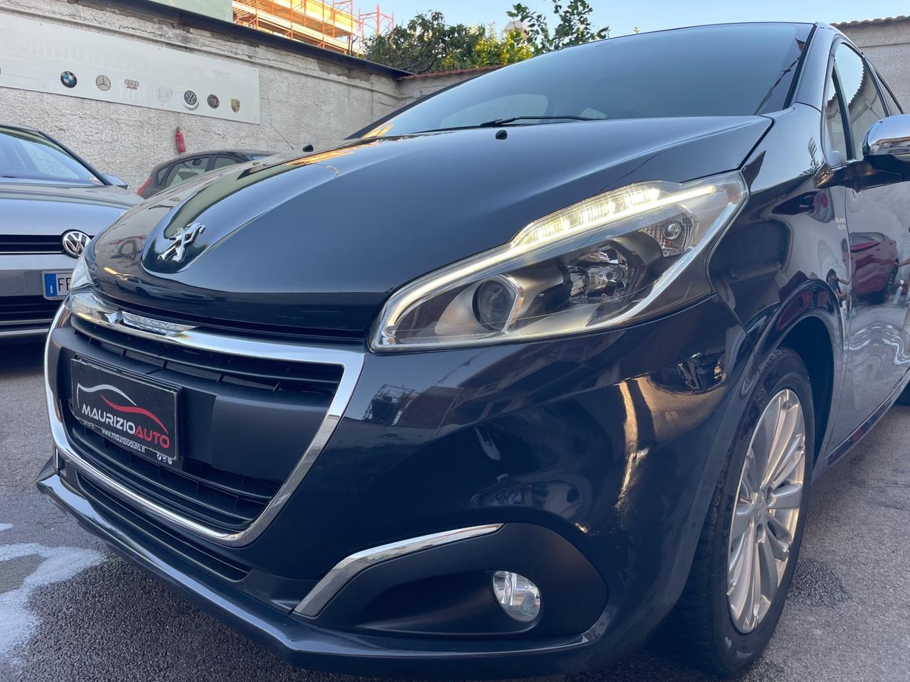 Peugeot 208 BlueHDi 75 5 porte Allure adatta neopatentati