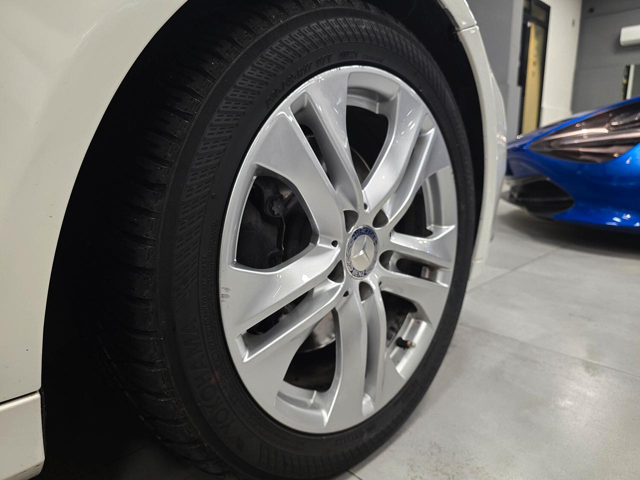 MERCEDES-BENZ CLASSE E 231CV CDI AVANTGARDE! 59.000KM_FATTURE!!!