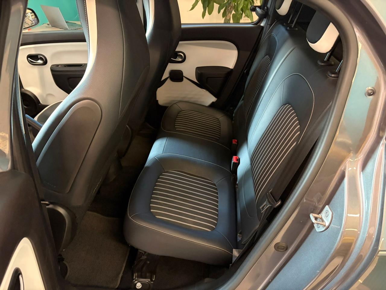 Renault Twingo SCe 65 CV Intens