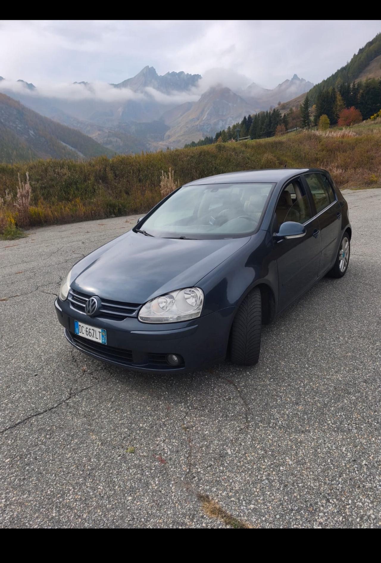 Volkswagen Golf 2.0 TDI 140cv
