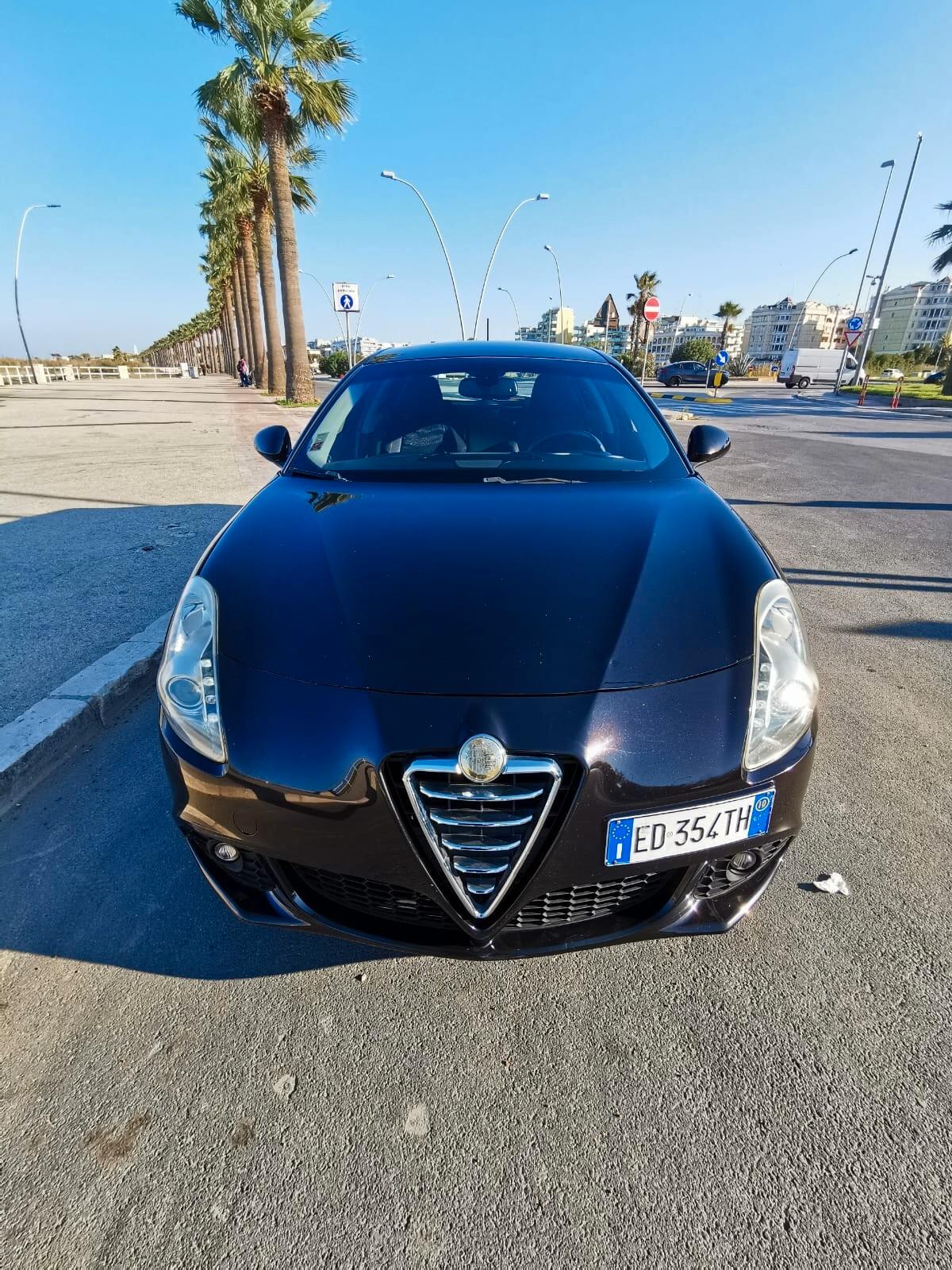 Alfa Romeo Giulietta 1.6 JTDm-2 105 CV Distinctive