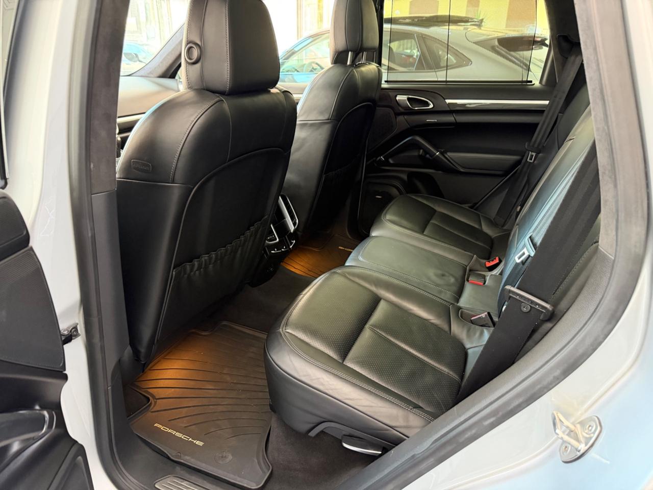 Porsche Cayenne 4.8 GTS