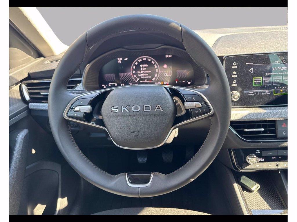 SKODA Kamiq 1.0 tsi black dots 115cv del 2026