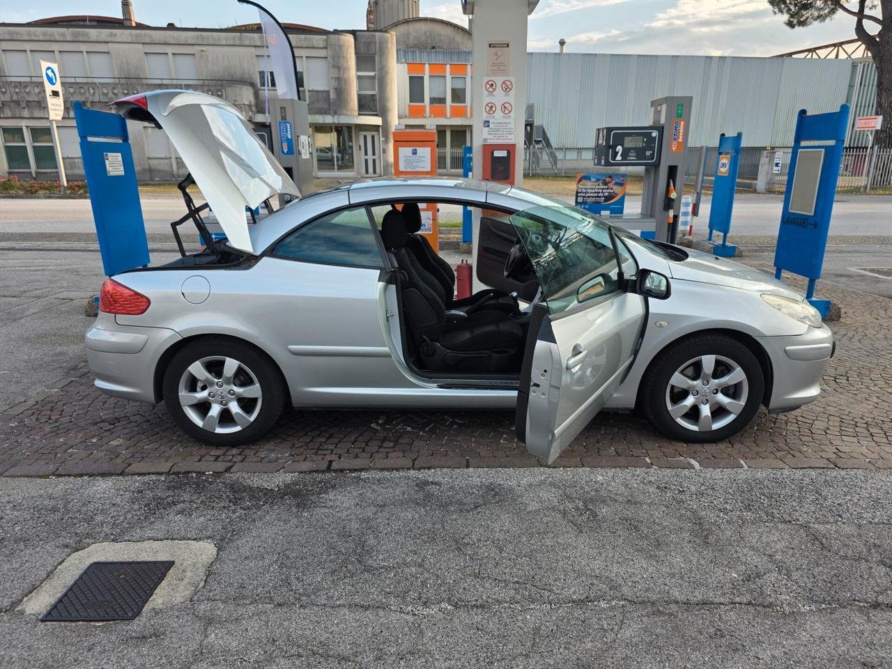 Peugeot 307 2.0 HDi FAP CC Féline con 279.000km Neopatentati ok