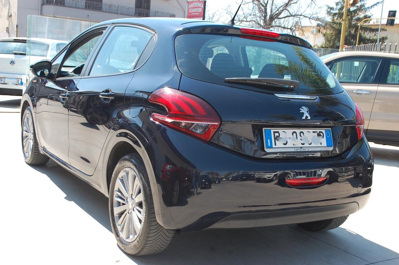 Peugeot 208 5p 1.2 puretech Active gpl 82CV Uff Italy Lega USB