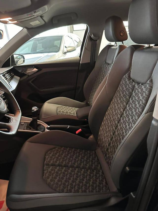 AUDI A1 SPB 30TFSI S line C.Play/LED
