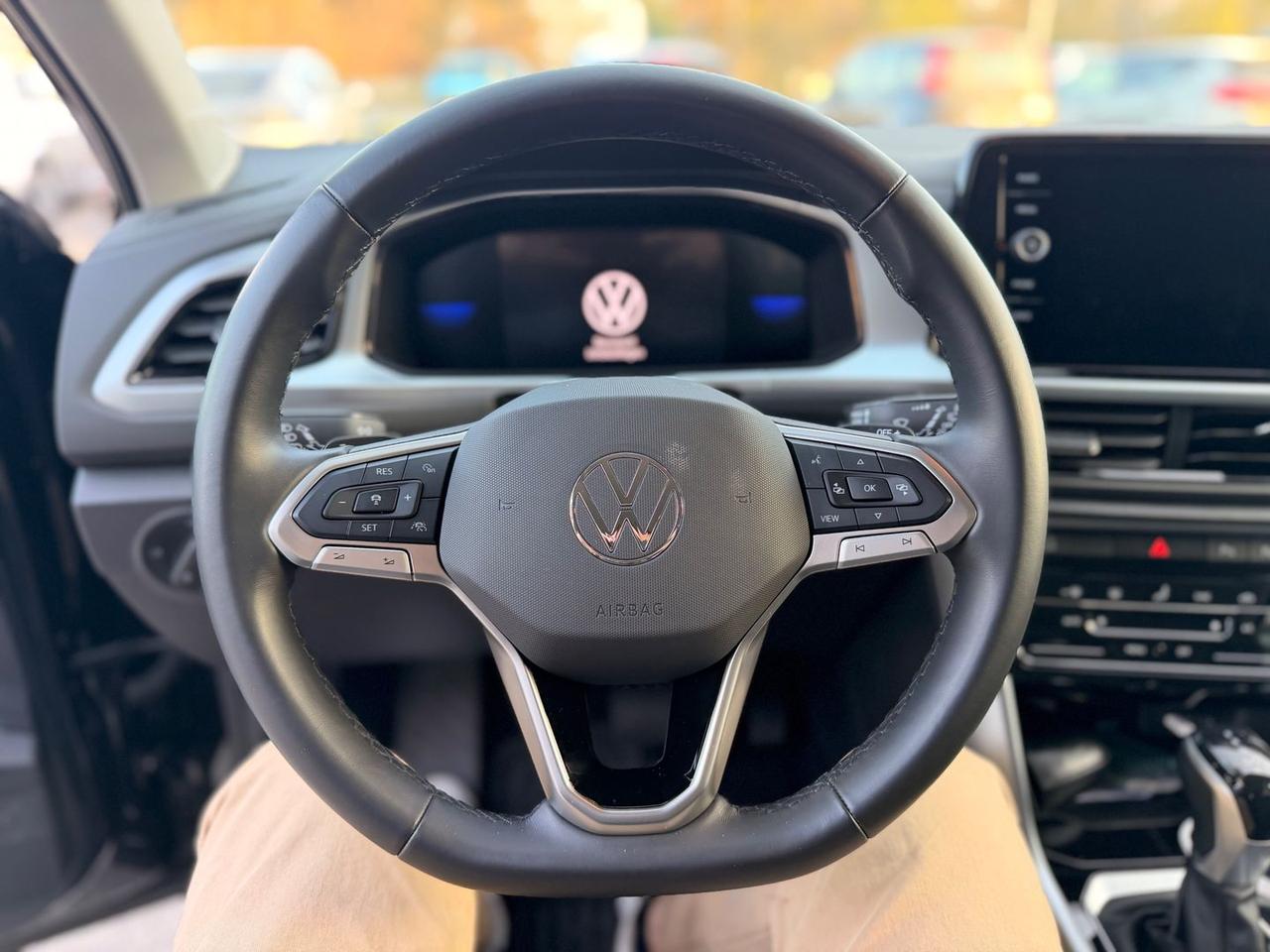 Volkswagen T-Roc Life 1.5 TSI #7870