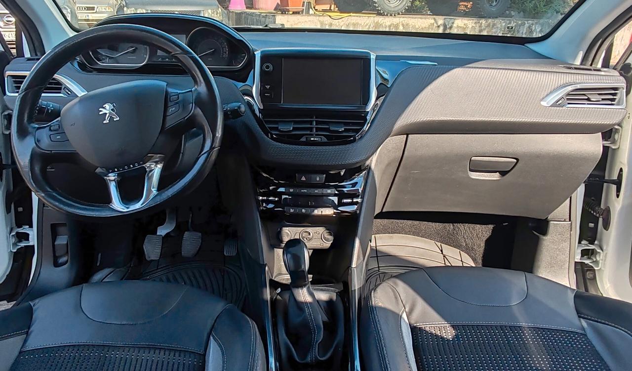 Peugeot 2008 e-HDi 92 CV S&S Urban Cross