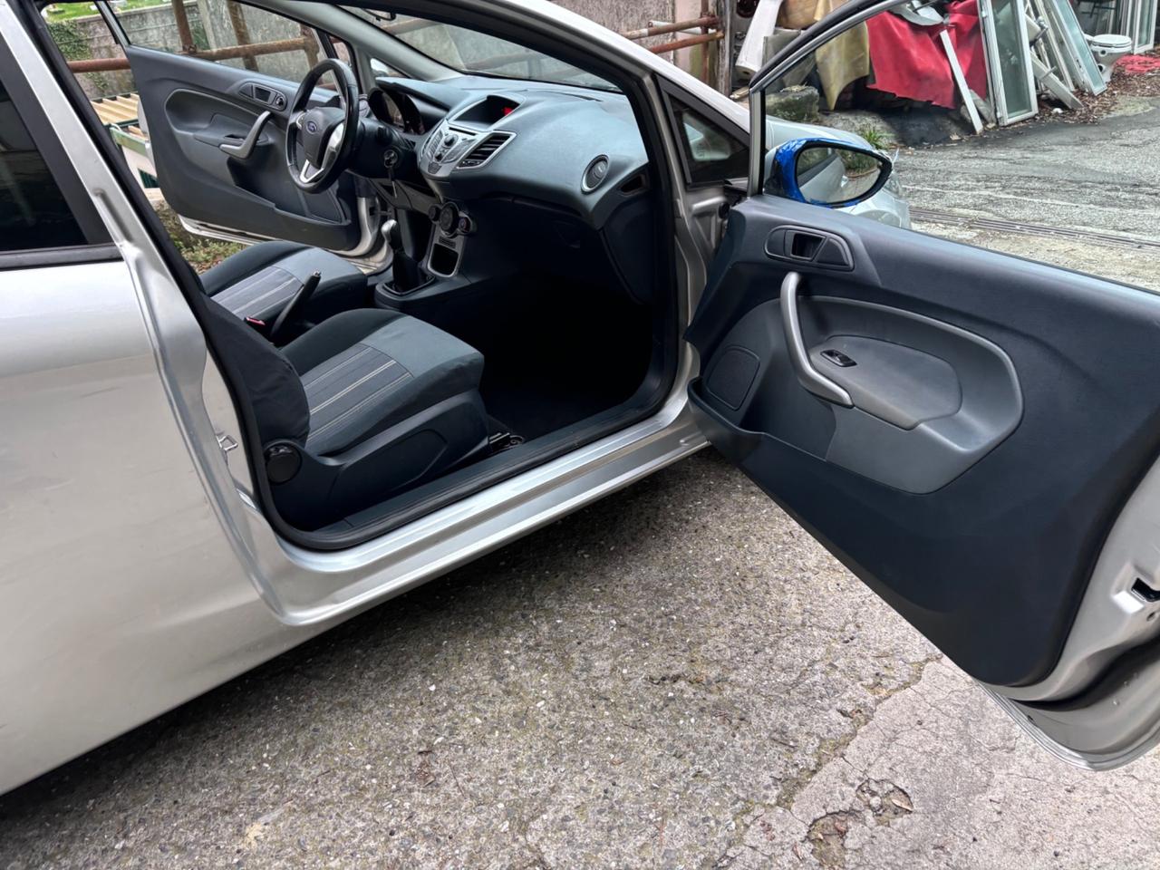 Ford Fiesta 1.2 82CV 3 porte Titanium