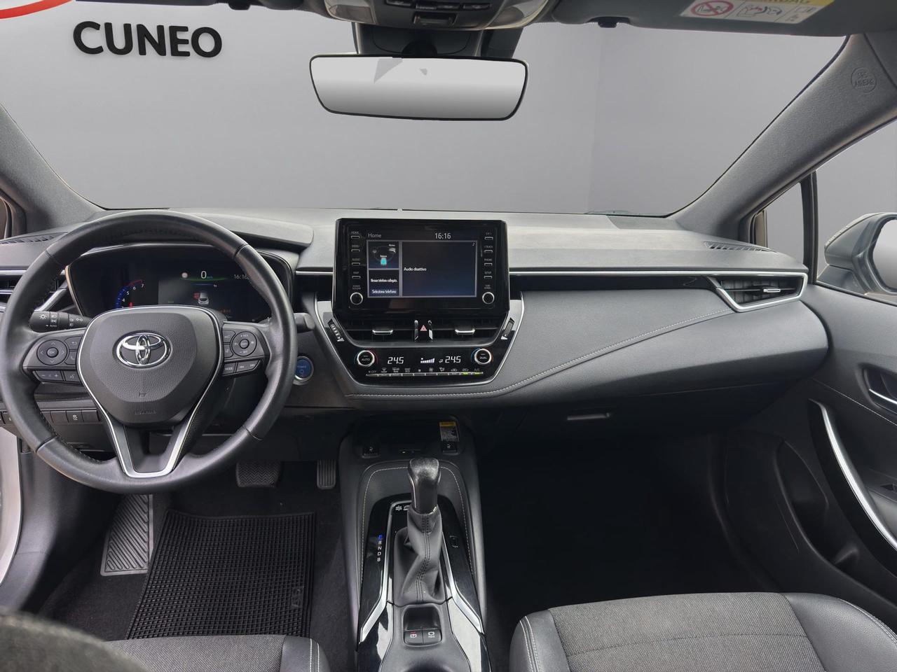 Toyota Corolla 1.8h Style cvt