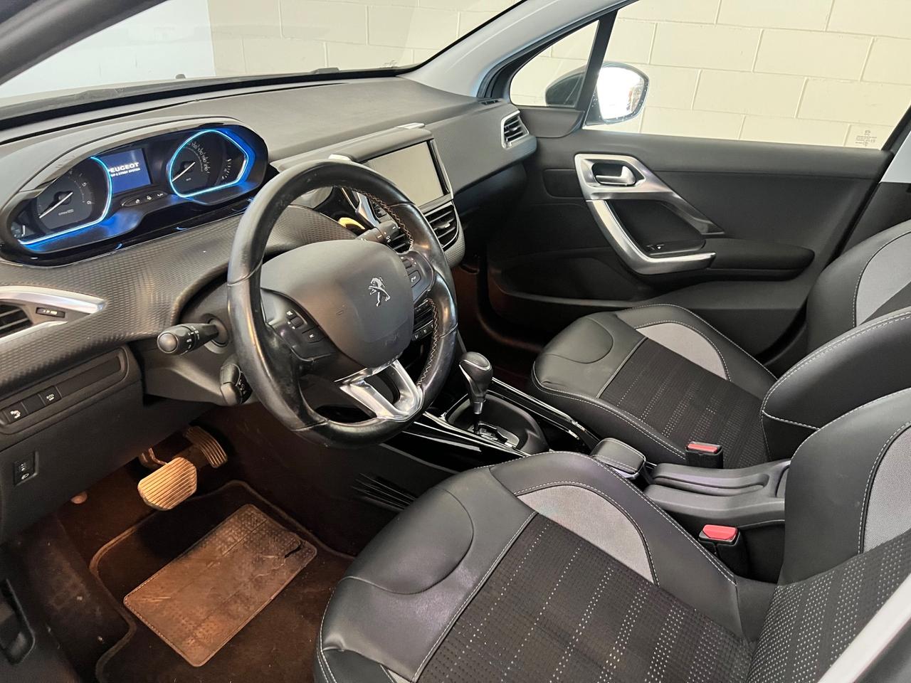 Peugeot 2008 BlueHDi 100 S&S Allure