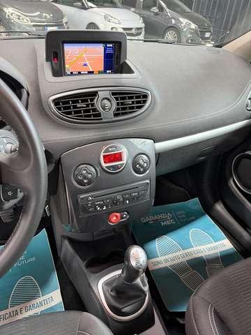 Renault Clio Benzina Neopatentati