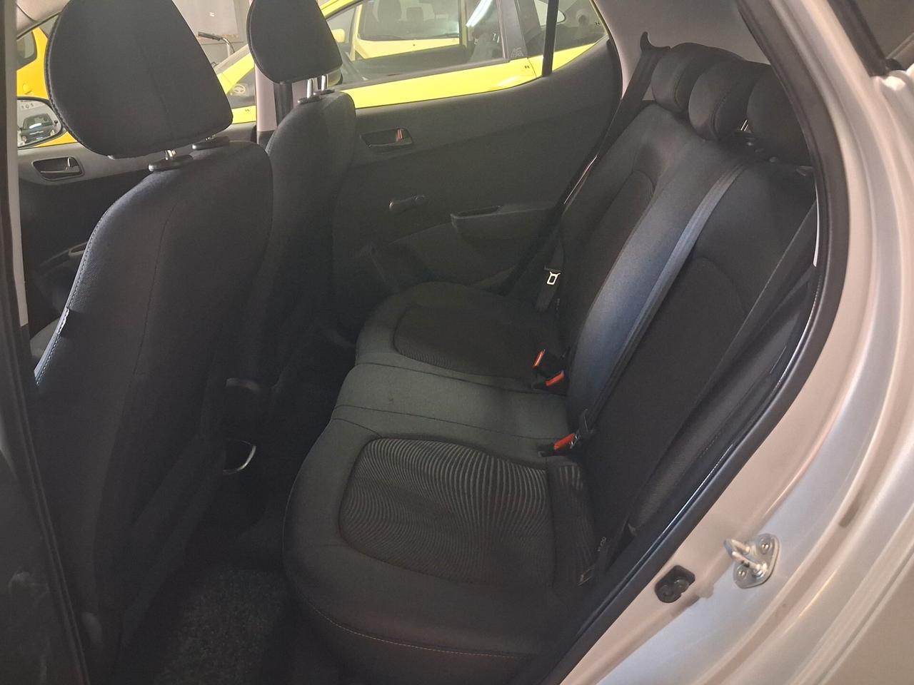 Hyundai i10 1.0 benzina unico prop 2019
