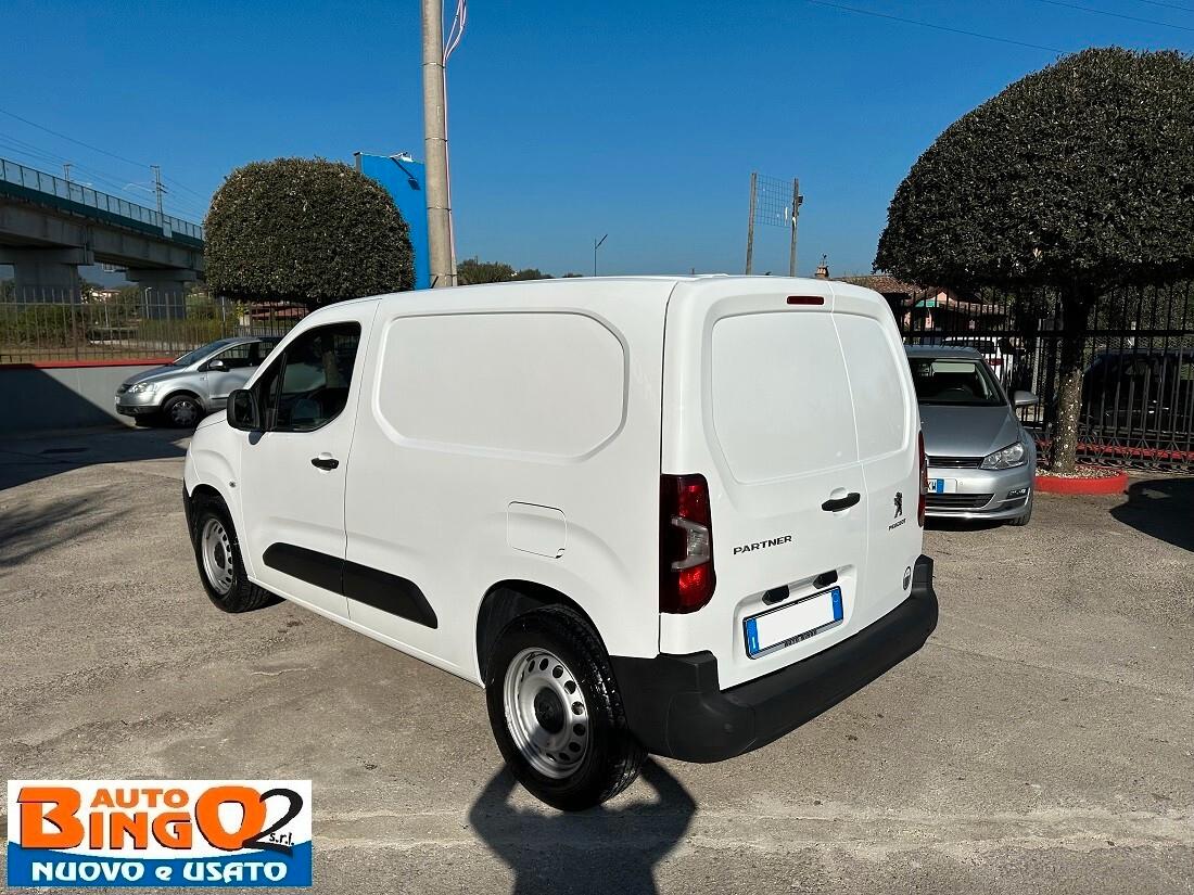 Peugeot Partner BlueHDi 100 S&S PC Furgone Pro