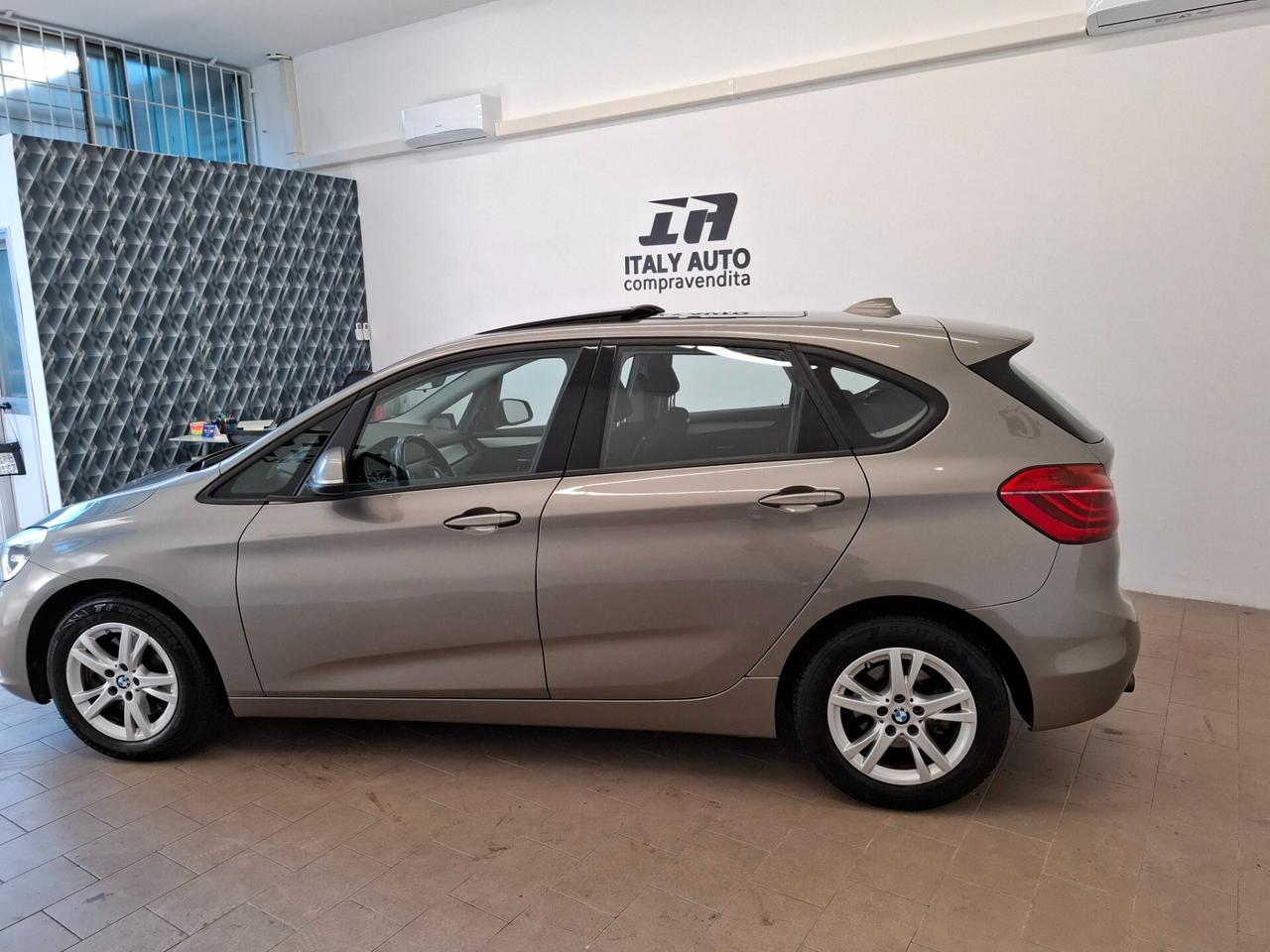 Bmw 218 i active tourer luxury automatica