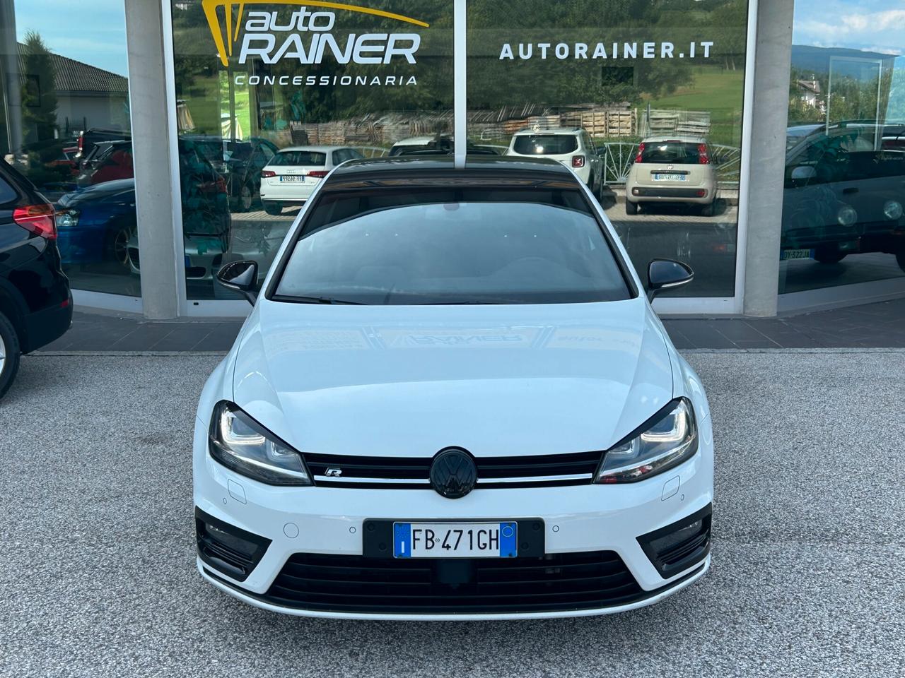 Volkswagen GOLF 7 3p 2.0 tdi Highline 150cv dsg