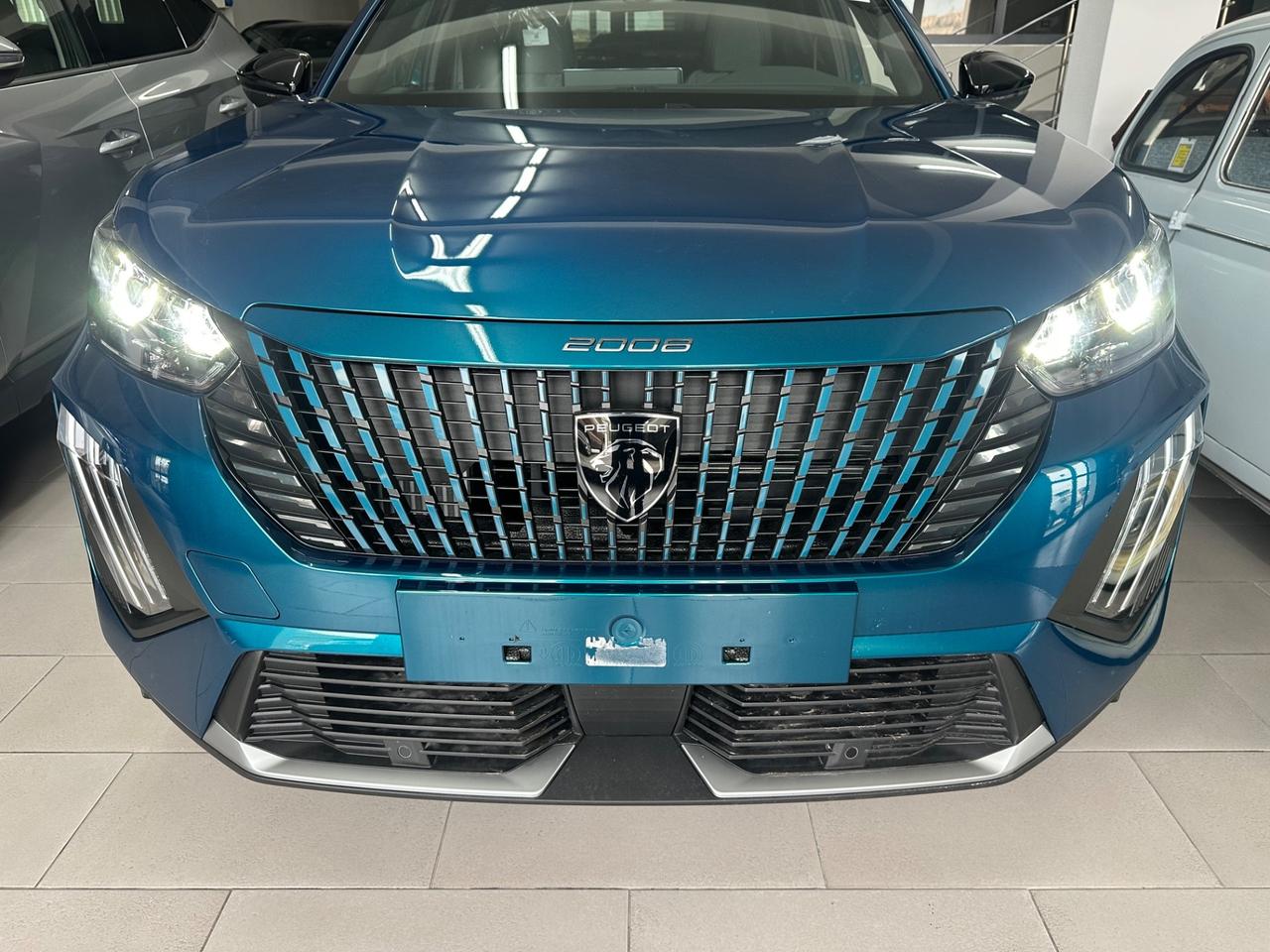 Peugeot 2008 Hybrid 110 e-DCS6 Allure