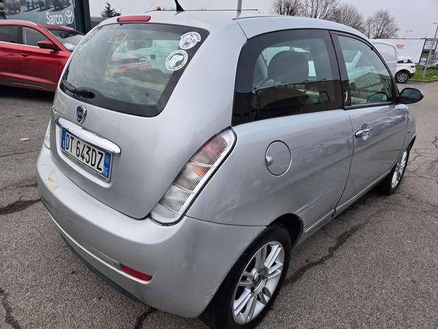 Lancia Ypsilon 1.2 Versus