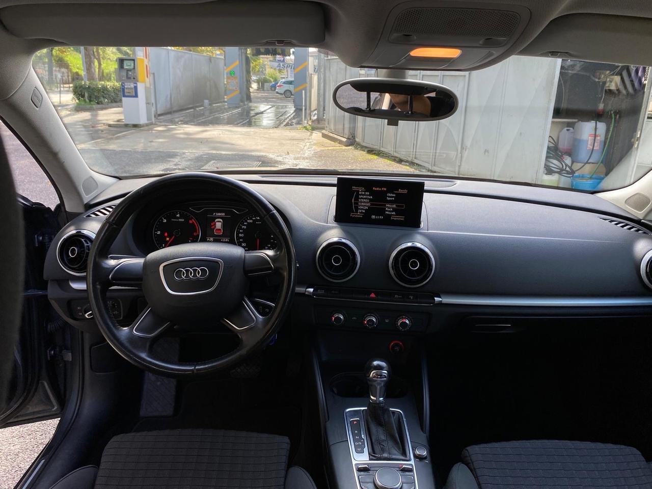 Audi A3 1.6 TDI S tronic Attraction