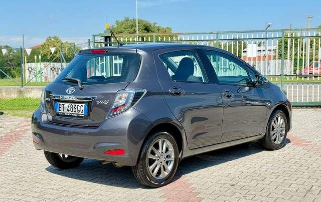 Toyota Yaris 2011 5p 1.0