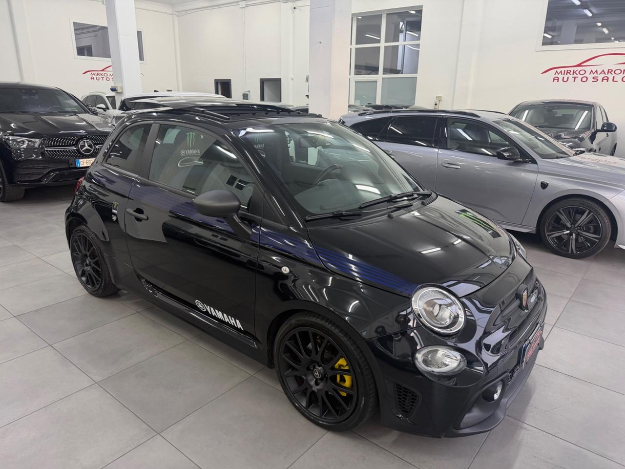 500 Abarth 595 165 CV Monster Energy Yamaha