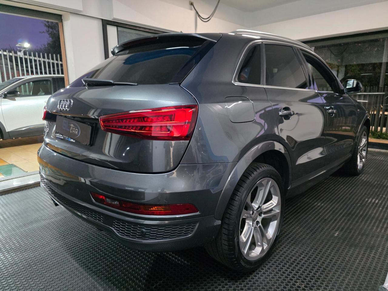 Audi Q3 2.0tdi 150cv 2016 TETTO LED G.DAYTONA