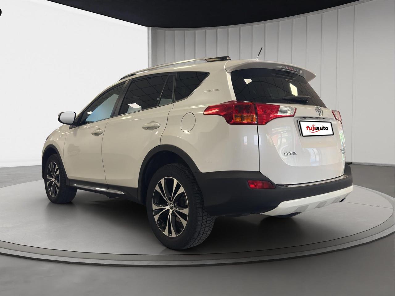 Toyota Rav4 2.0 d-4d Style White Edition 4wd