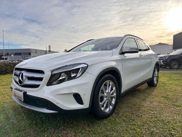 MERCEDES-BENZ GLA 180 d Executive UNIPRO - PDC - BT - CLIMA - 17