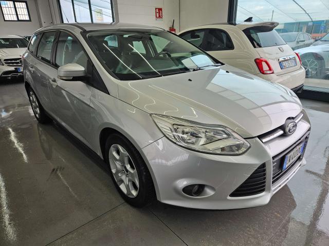Ford Focus Focus III 2011 SW SW 2.0 tdci Individual 115cv