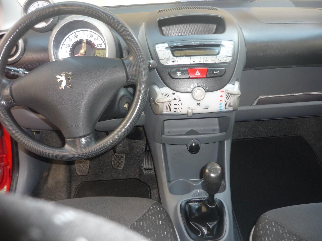 Peugeot 107 1.0 68CV 5p. Plaisir