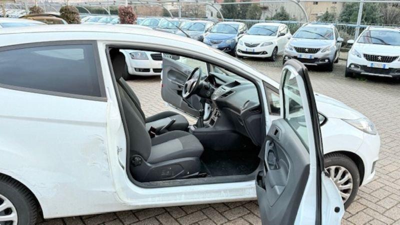 Ford Fiesta VI Van MCA E5 2013 Van MCA 1.5 75cv tdci Entry E5