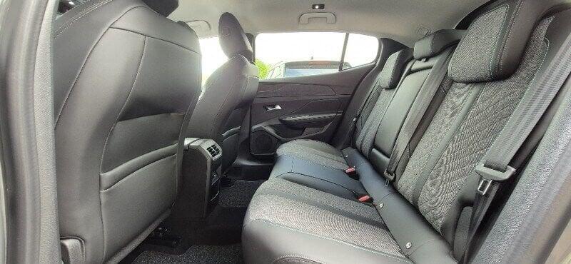 Peugeot 408 408 PureTech 130 S&S EAT8 Allure