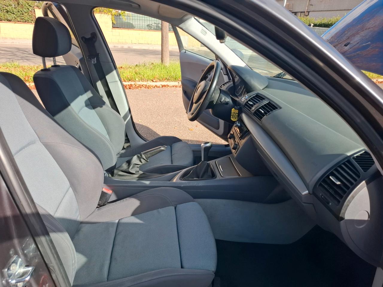 Bmw 118 118d cat 5 porte Futura