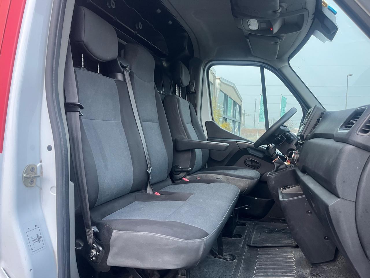 Renault Master 2.3 dCi L1 H1 Ka 2.8t