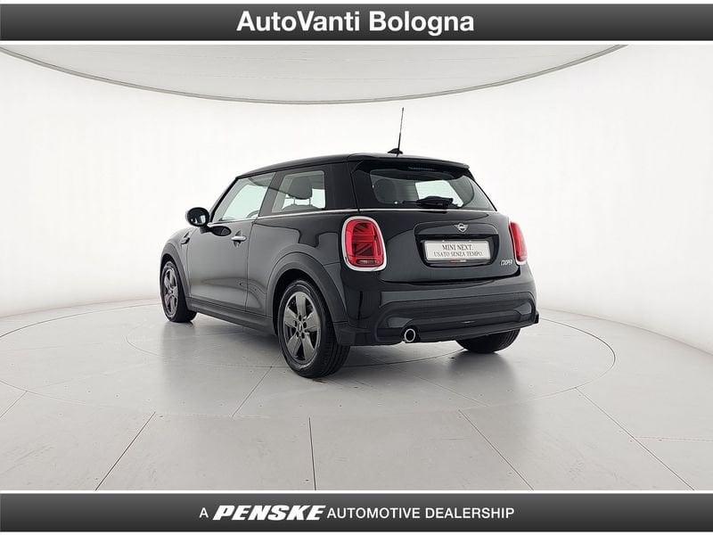 MINI Mini Mini 3p 1.5 Cooper Essential Premium Mid Package auto