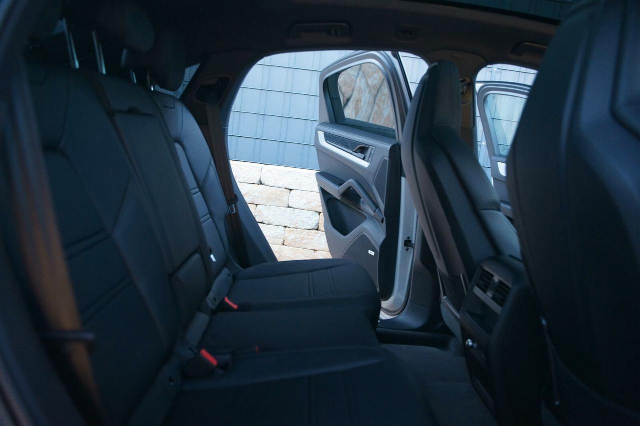 Porsche Cayenne 3.0 V6