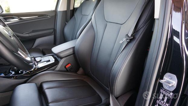 BMW X3 xDrive20d 48V Business Advantage