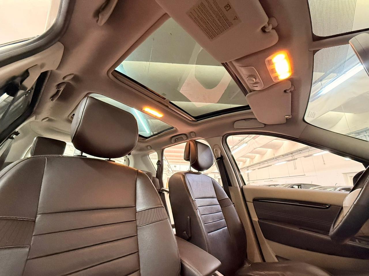 Renault Scenic X-Mod 1.5 dCi 110CVDynamique